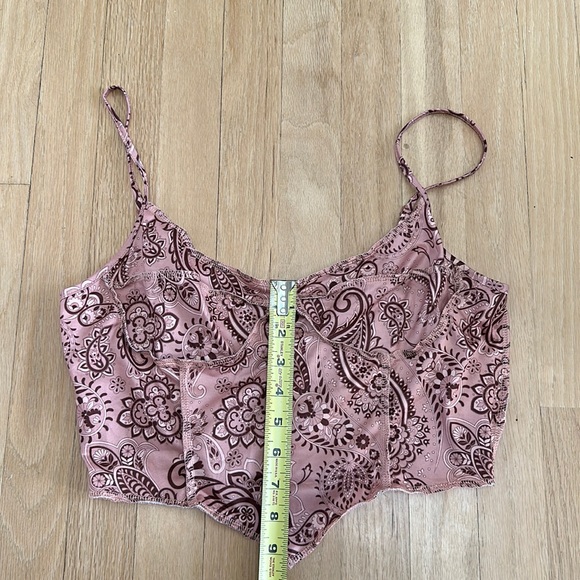 Crop top with adjustable straps - Picture 2 of 3